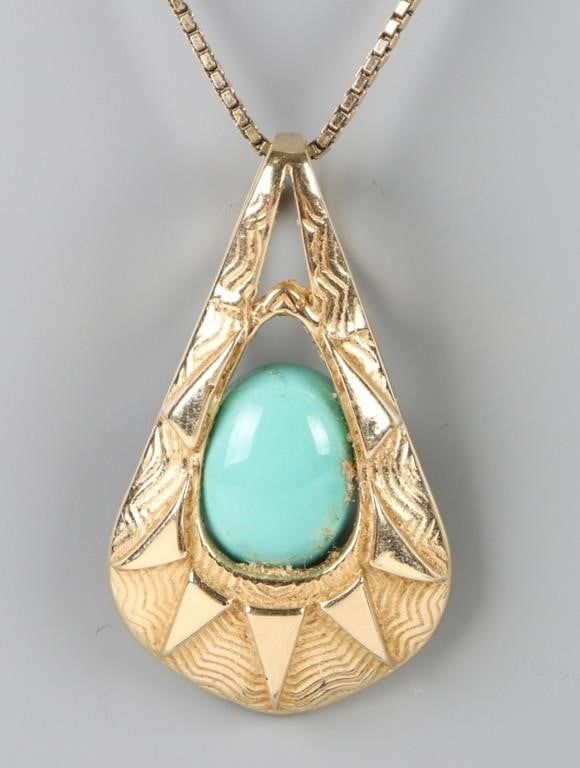 Lot 202239: SLEEPING BEAUTY TURQUOISE 14K GOLD NECKLACE