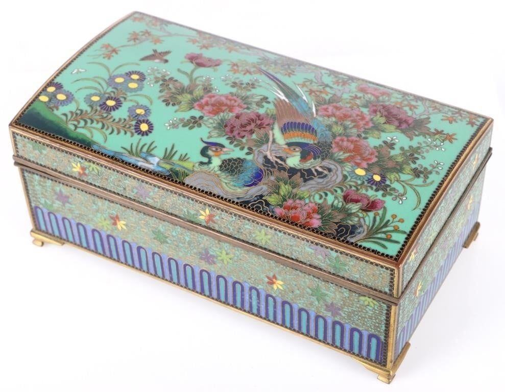 Lot 203482: JAPANESE CLOISONNE TRINKET BOX MEJI PERIOD