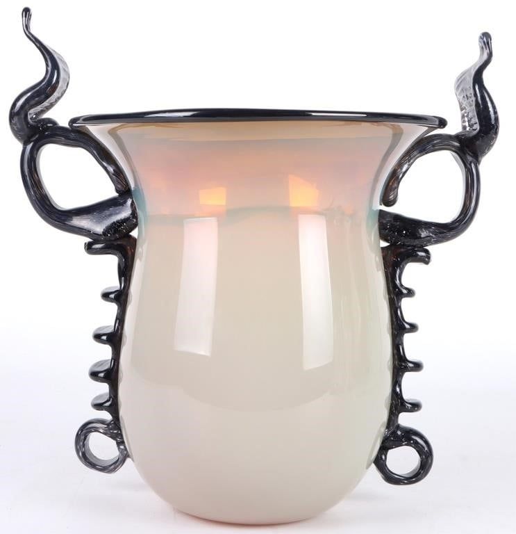 Lot 204177: BEIGE CRYSTAL ART GLASS VASE SIGNED "S.W. 94"