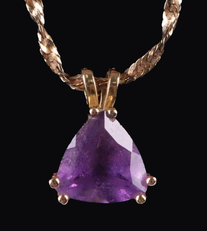 Lot 204366: 14K YELLOW GOLD AMETHYST LADIES NECKLACE & PENDANT