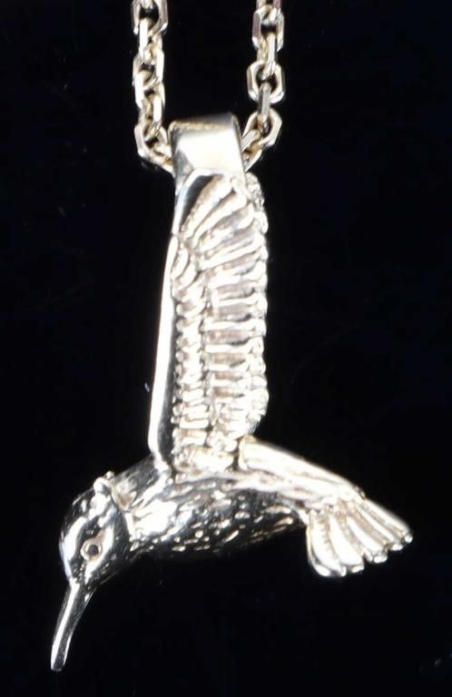 Lot 204378: 14K YELLOW GOLD HUMMINGBIRD UNISEX NECKLACE