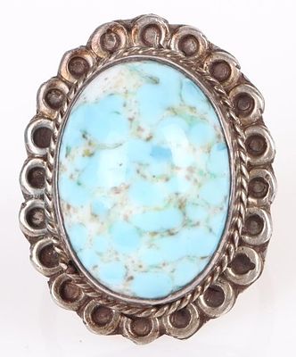 LARIMAR SOUTHWEST STERLIN SILVER LADIES RING. Cabochon Larimar sterling silver ladies ring in