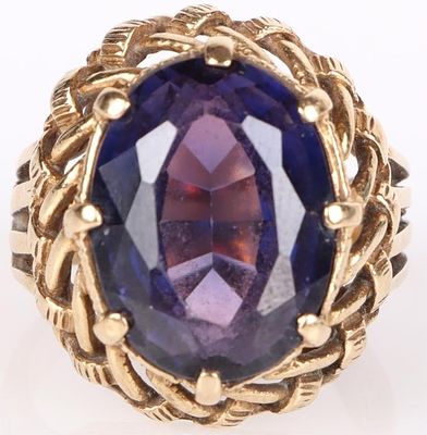 16.0 X 12.0MM PARTI SAPPHIRE 10K YELLOW GOLD RING. 16.0 X 12.0mm large oval parti sapphire