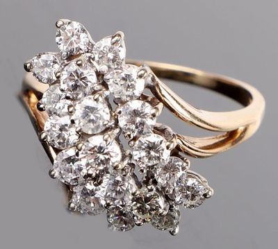 2.09CT DIAMOND 14K YELLOW GOLD LADIES RING. 2.09ct diamond 14k yellow gold ladies ring with