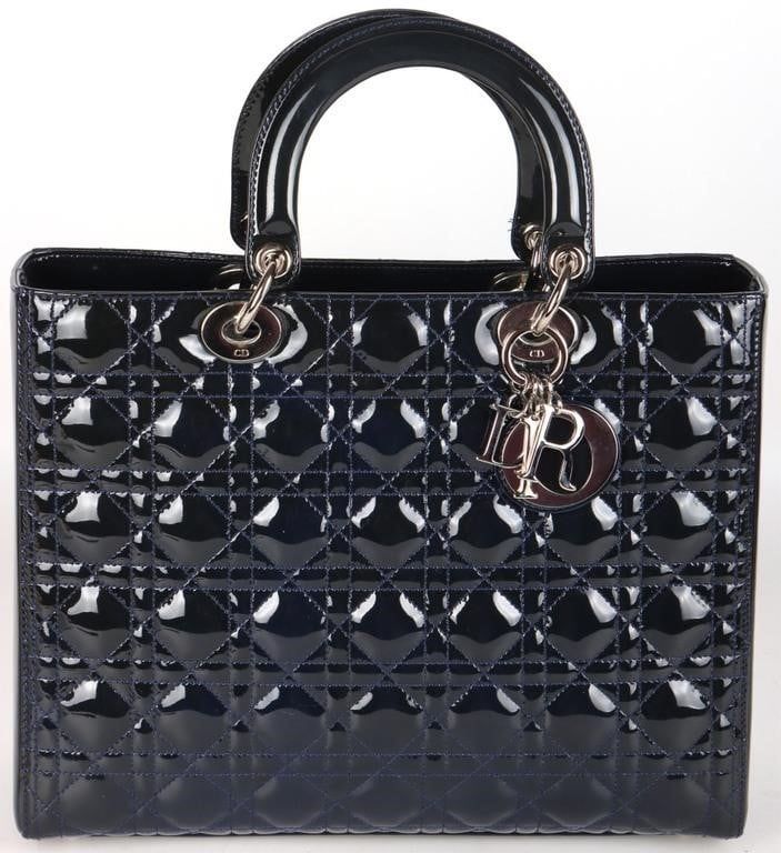 Lot 209435: VINTAGE CHRISTIAN DIOR PATENT LEATHER HANDBAG