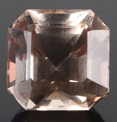 22.48CT NATURAL PEACH IMPERIAL TOPAZ W/ CERT. 22.48ct octagon-cut natural peach imperial topaz