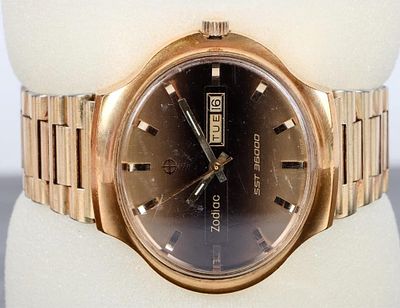 ZODIAC GOLD PLATED JUMBO SST 36000 70'S MENS WATCH. Zodiac gold-plated jumbo SST 36000 jumbo