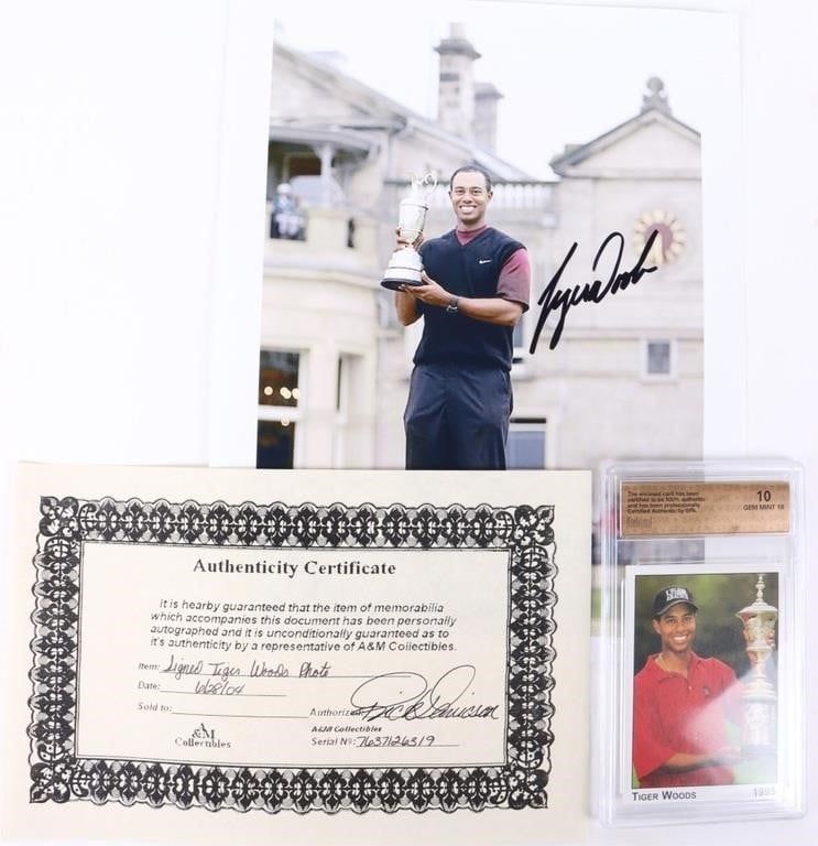 Lot 210206: TIGER WOODS AUTOGRAPHED PHOTO W/ COA & PROMO CARD