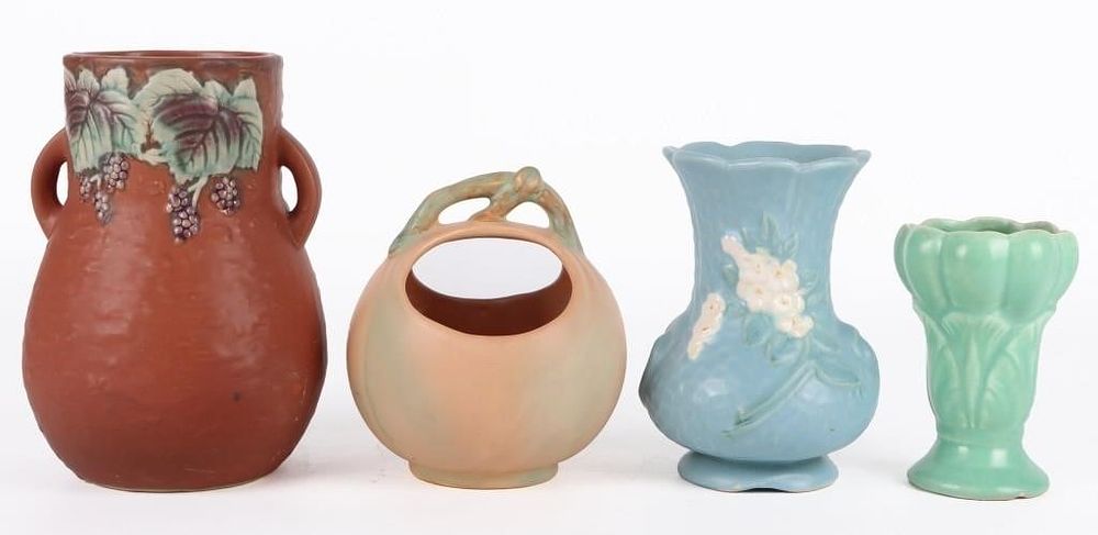 Lot 210341: VINTAGE COLLECTIBLE POTTERY VASES - LOT OF 4