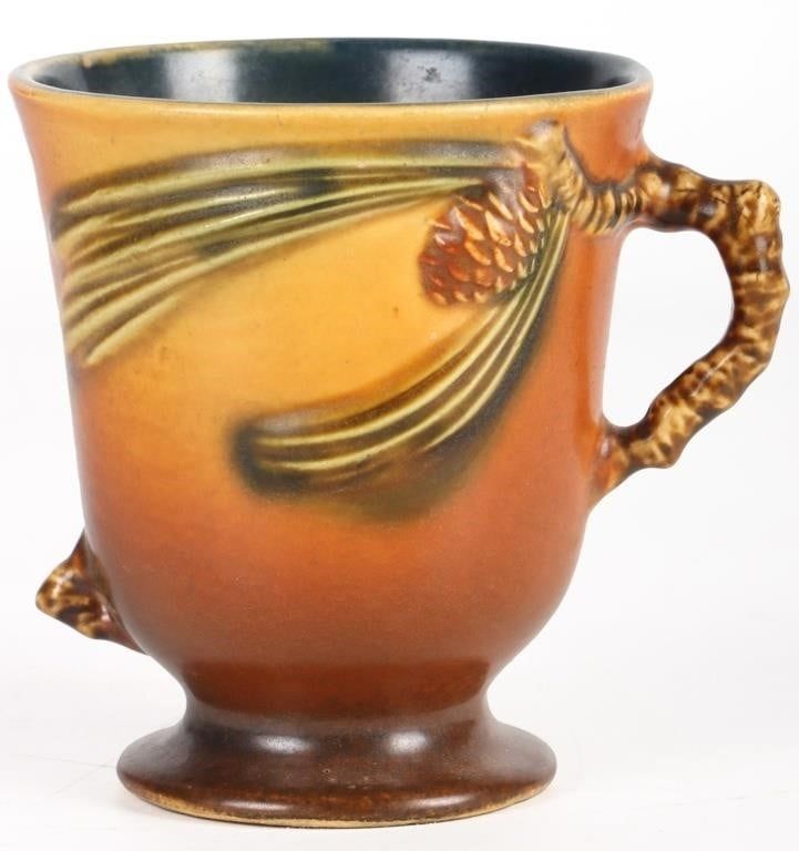 Lot 210342: VINTAGE ROSEVILLE POTTERY PINECONE MUG 960-4