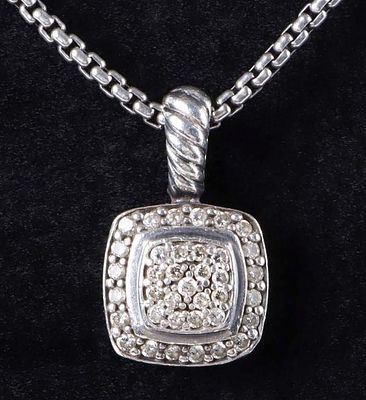 DAVID YURMAN PETITE ALBION PAVE DIAMOND NECKLACE. David Yurman petite Albion pave diamond 