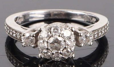 ~.75CTW LADIES DIAMOND 14K WG ENGAGEMENT RING. ~.75CTW ladies diamond 14K white gold engagement 