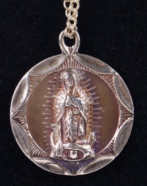 Lot 211188: 14K YELLOW GOLD MOTHER MARY PENDANT & NECKLACE