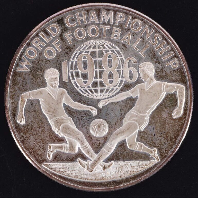 Lot 211230: STERLING SILVER 1986 JAMAICA $100 COIN