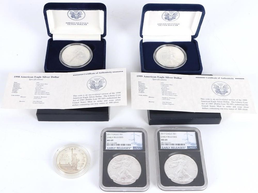 Lot 211235: ASSORTED SILVER U.S. COMMEMORATIVE COINAGE - (5)
