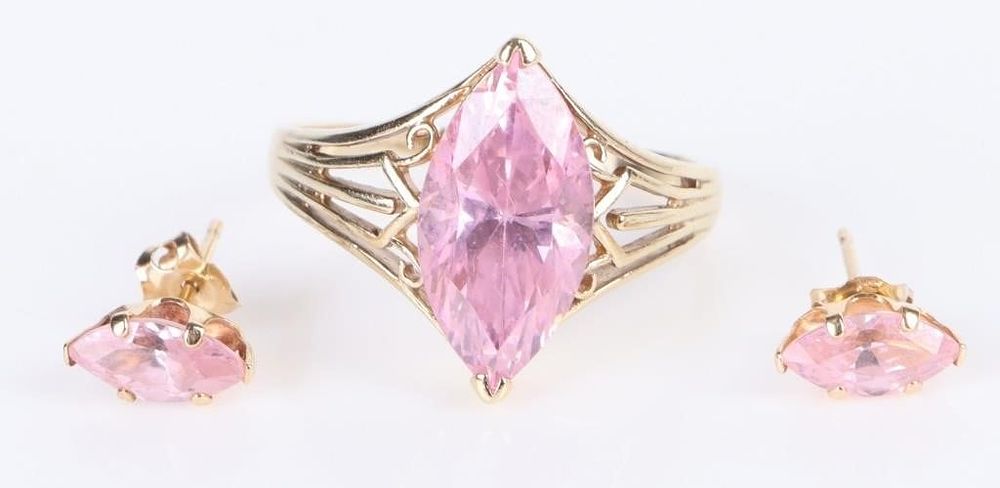 Lot 211250: PINK CUBIC ZIRCONIUM 10K YELLOW GOLD JEWELRY SET