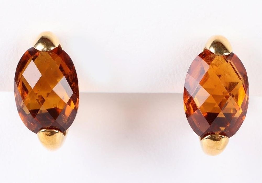 Lot 211265: 18K YELLOW GOLD CITRINE LADIES EARRINGS