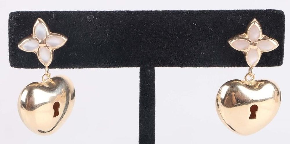 Lot 211273: 14K YELLOW GOLD HEART KEY LOCK LADIES EARRINGS