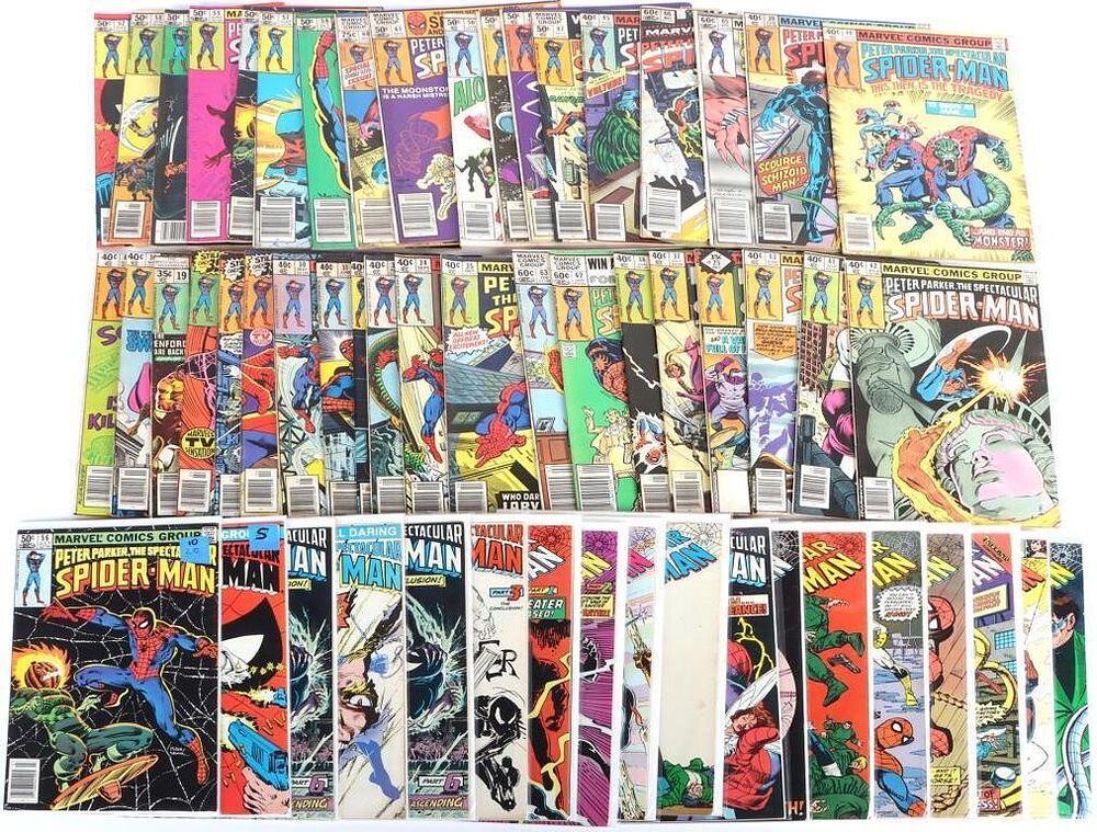 Lot 211323: PETER PARKER: THE SPECTACULAR SPIDER MAN COMICS