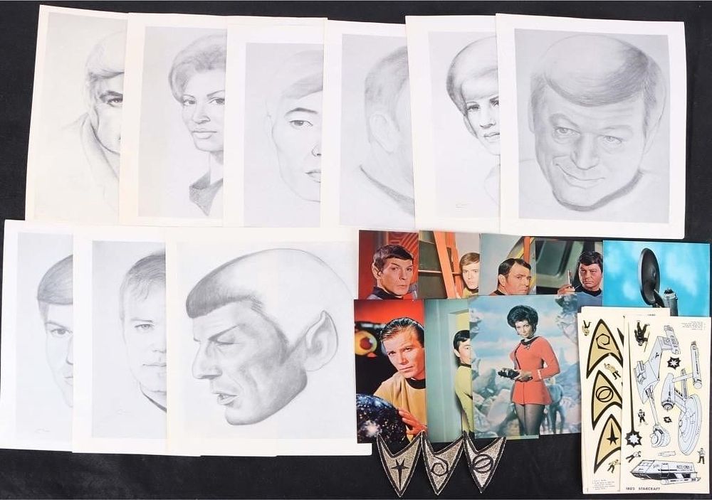 Lot 211392: STAR TREK LINCOLN ENTERPRISES LATE 60'S MERCH