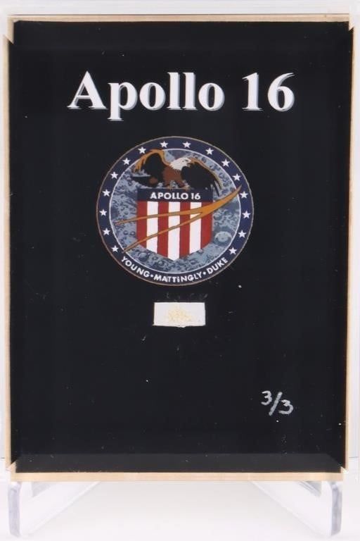 Lot 211393: RARE APOLLO 16 MOON DUST VELCRO LUCITE DISPLAY 3/3