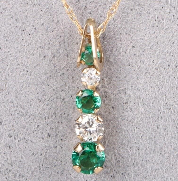 Lot 212163: 10K YELLOW GOLD GREEN & WHITE CZ NECKLACE