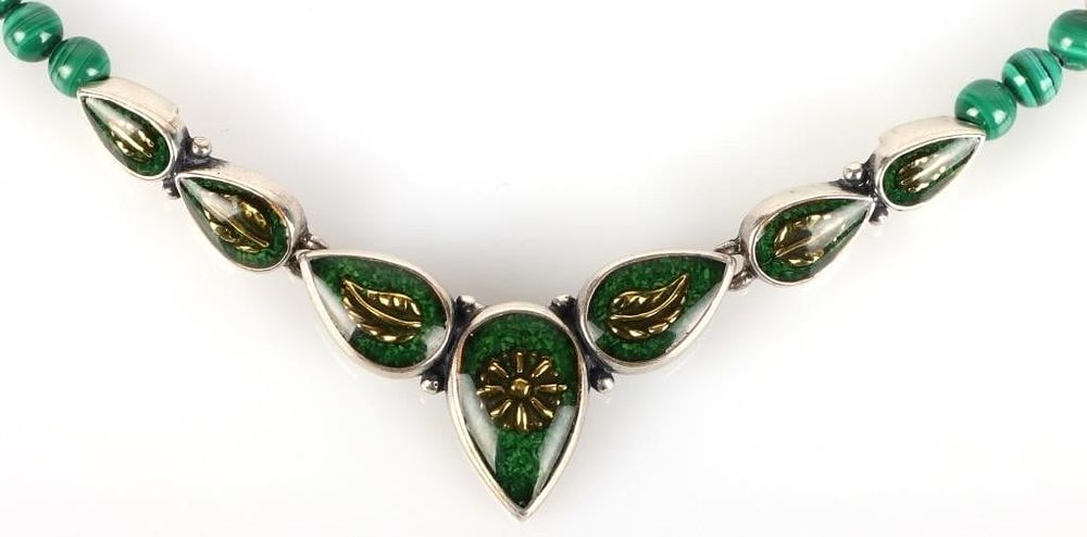 Lot 212184: STERLING SILVER MALACHITE SIGNED NECKLACE