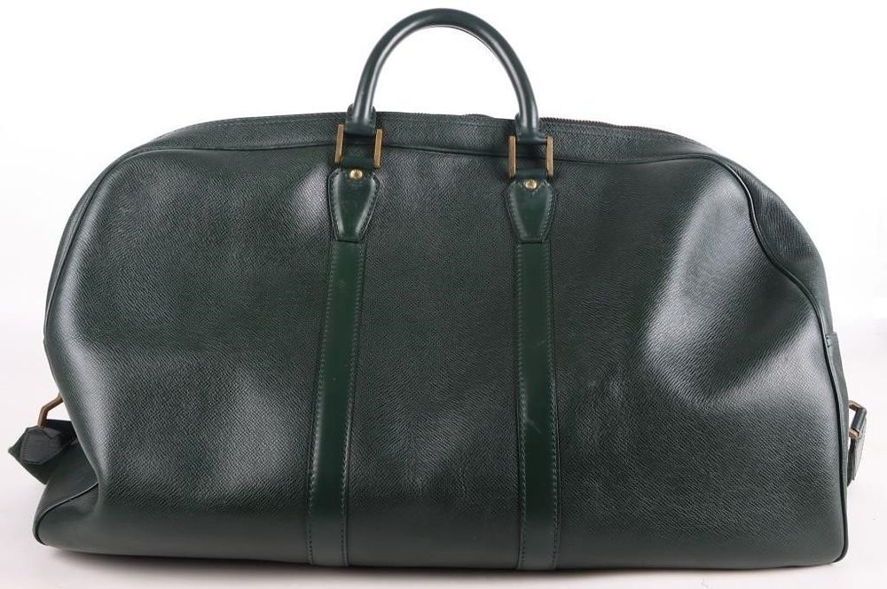 Lot 212295: LOUIS VUITTON EPICEA GREEN LEATHER KENDALL GM BAG