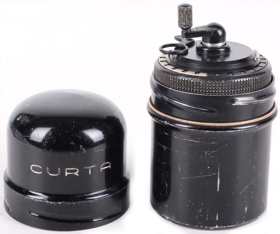 Lot 212450: 1955 CURTA TYPE II CALCULATOR W/ ORIGINAL CASE