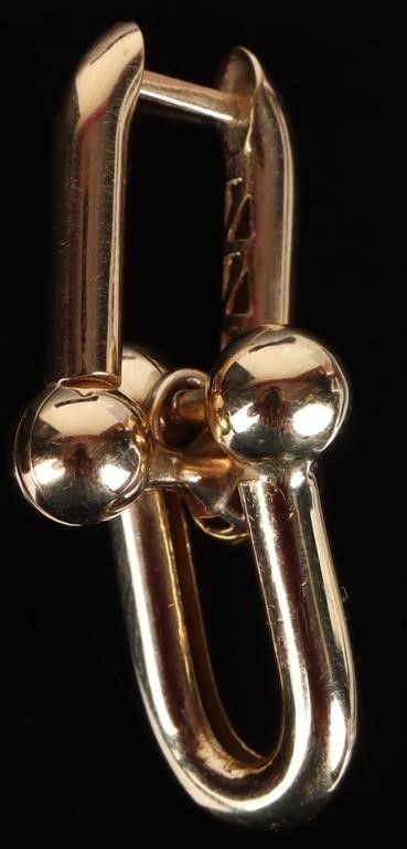 Lot 213334: 18K TIFFANY SINGLE EARRING JOINED U-SHAPED LOOPS