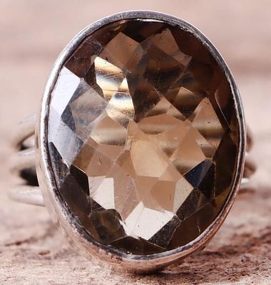 15X19MM BROWN CITRINE STERLING SILVER LADIES RING. 15X19mm oval brown citrine sterling silver 