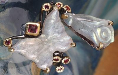 WHITE CARVED LABRADORITE STERLING SILVER RING. White carved floral and butterfly labradorite 