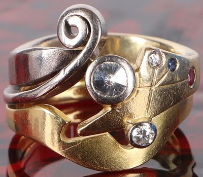 0.26CTW 18K YELLOW/WHITE GOLD LADIES RING DIAMONDS. 18k yellow and white gold ladies ring with 