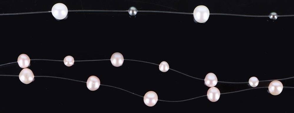 Lot 214193: LOT OF TWO LADIES PEARL NECKLACES W 14K GOLD CLASP