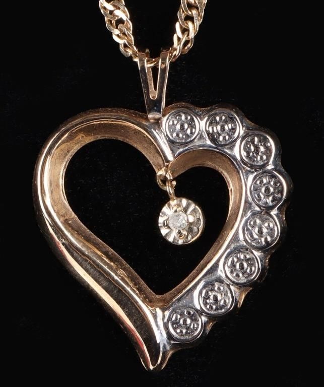 Lot 214204: 10K YELLOW GOLD DIAMOND HEART LADIES NECKLACE