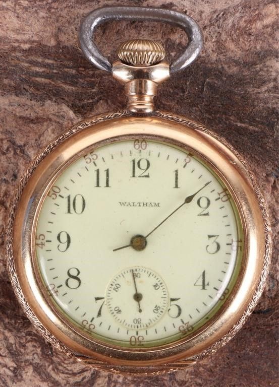 Lot 214247: 14K WALTHAM POCKET WATCH 15 JEWEL SERIAL NO 159293