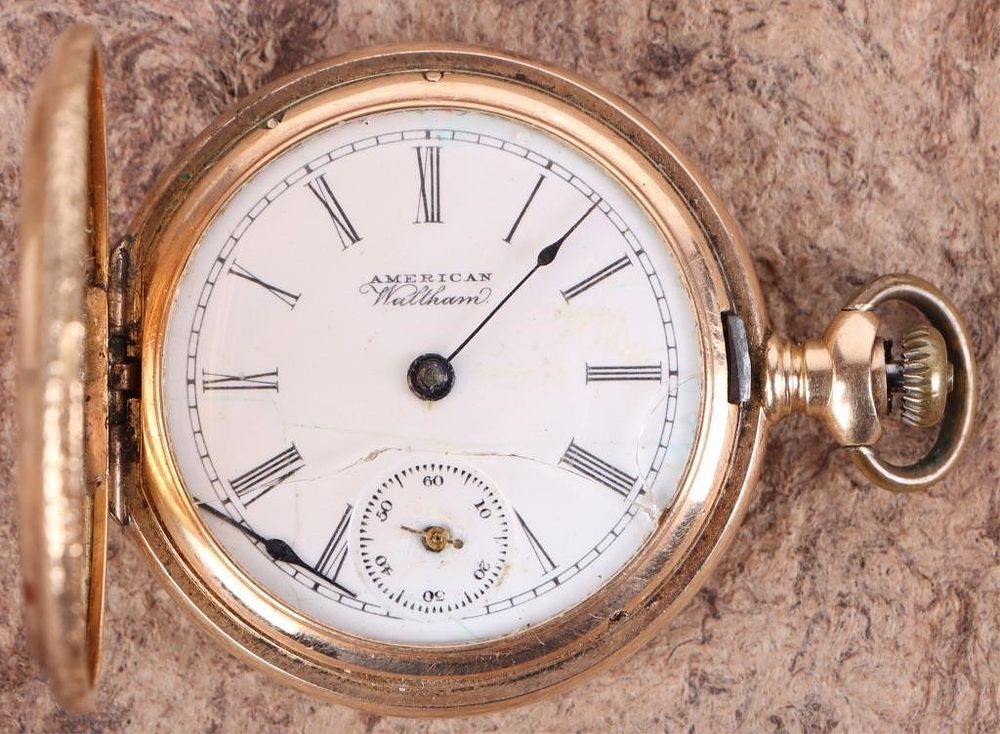 Lot 214249: 14K YELLOW GOLD WALTHAM POCKET WATCH ORNATE CASE