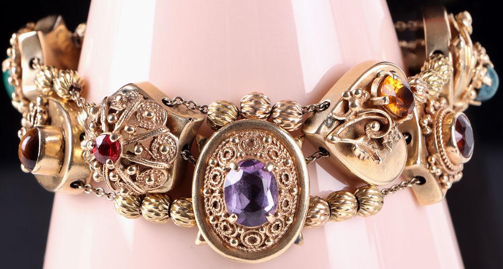 Lot 214291: VINTAGE 14K YELLOW GOLD TRIPLE SLIDE BRACELET