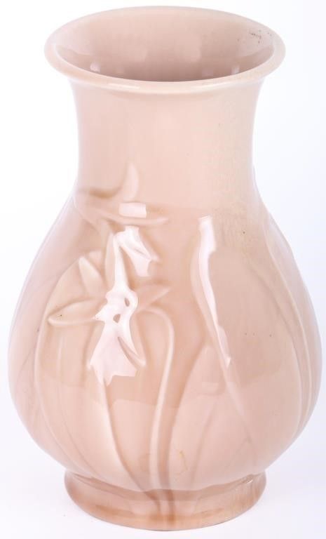 Lot 214432: ROOKWOOD 1948 DAFFODIL FLOWER VASE #6830