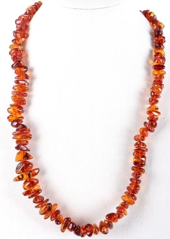 Lot 215167: AMBER LADIES NECKLACE 30" LONG