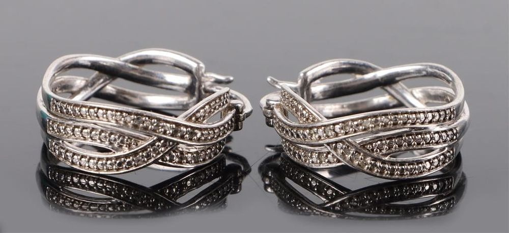 Lot 215243: DIAMOND & STERLING SILVER LADIES INFINITY EARRINGS