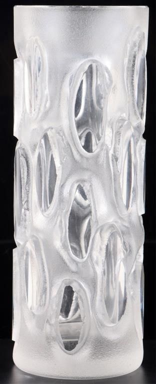 Lot 215419: PEILL + PUTZLER FROSTED VASE MIDCENTURY MODERN