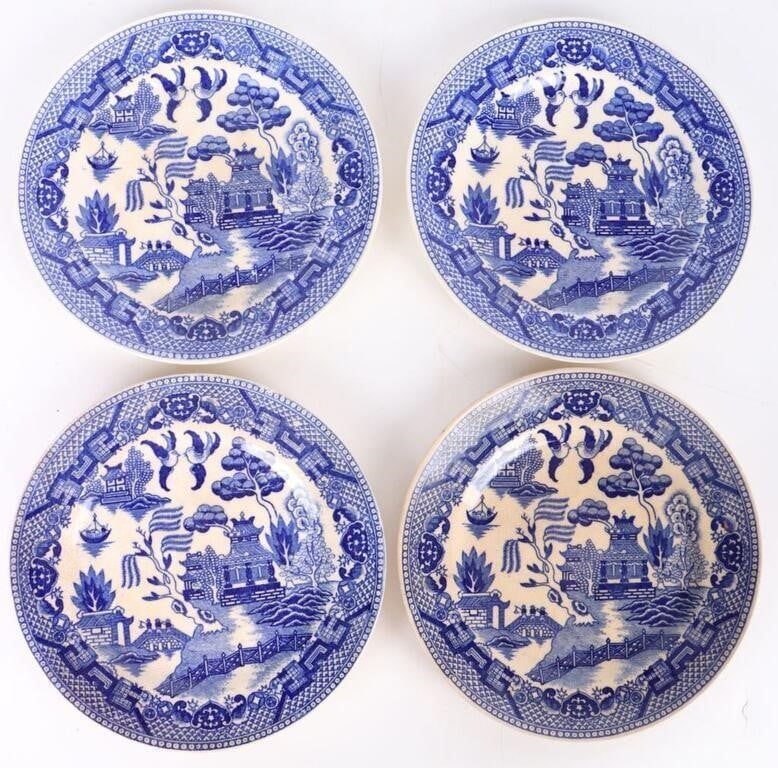 Lot 215422: VINTAGE BLUE WILLOW PATTERN 6" SAUCERS SET OF 4