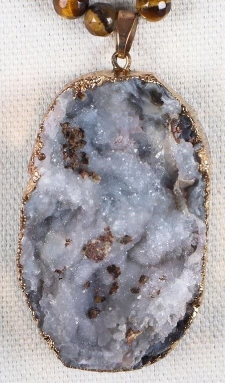 Lot 216157: TIGER'S EYE BEADED GEODE PENDANT LADIES NECKLACE