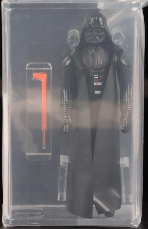 Lot 216177: AUTHENTIC KENNER 1977 DARTH VADER AFA 75+