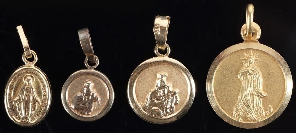 Lot 216187: 18K YELLOW GOLD MARY MEDALLIONS CATHOLIC VOTIVE--4
