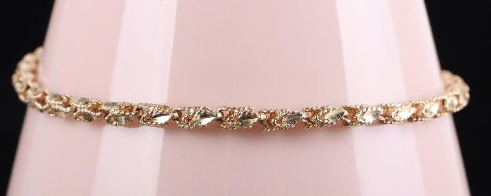 Lot 216235: 14K YELLOW GOLD CUSTOM-CHAIN LADIES BRACELET