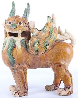 ANTIQUE CHINESE TANG SANCAI KIRIN DRAGON STATUE. Antique Chinese Tang Sancai pottery handmade 