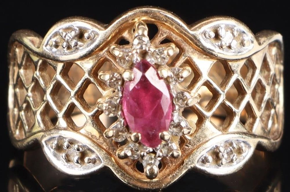 Lot 218169: 10K YELLOW GOLD RUBY DIAMOND FILIGREE LADIES RING