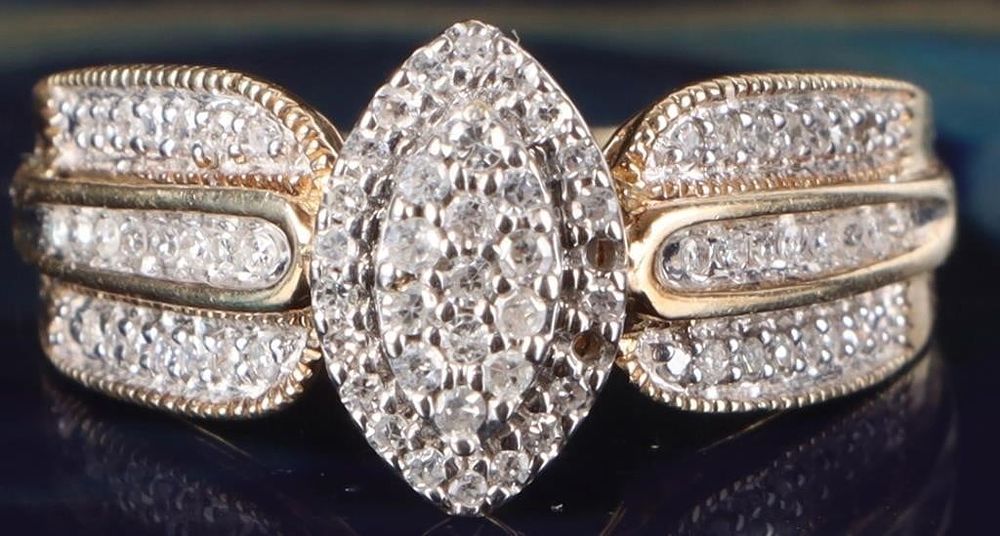 Lot 218174: MARQUISE DIAMOND HALO ENGAGEMENT RING